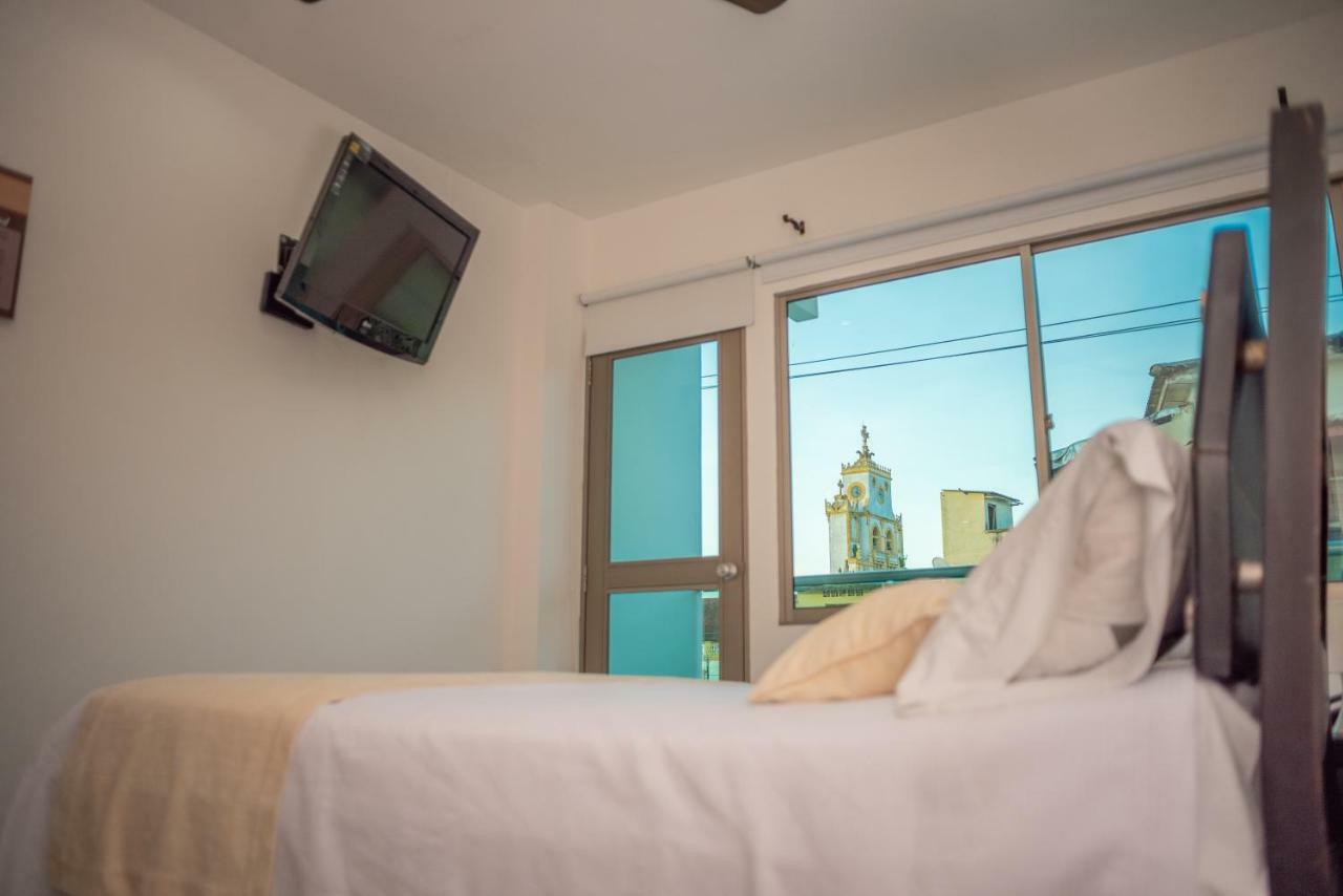 Onoma Hotel Lorica 외부 사진