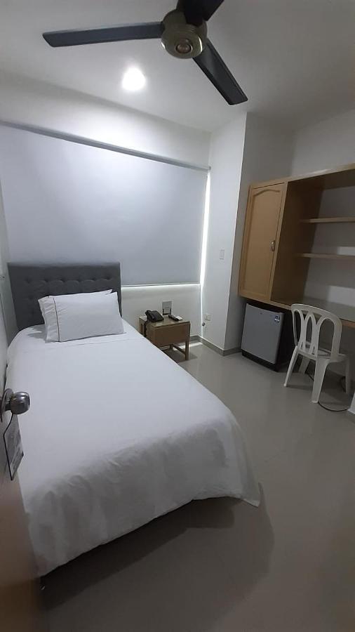 Onoma Hotel Lorica 외부 사진